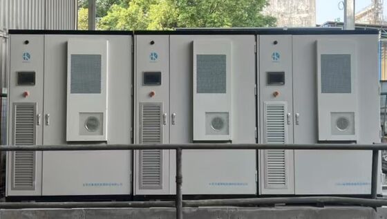 Aanpasbaar buitensysteem voor energieopslag met batterij van BESS